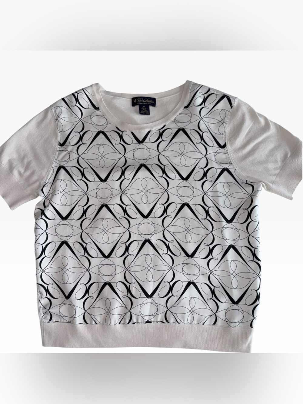 Brooks Brothers White & Black Geometric Short Sleeve Silk top